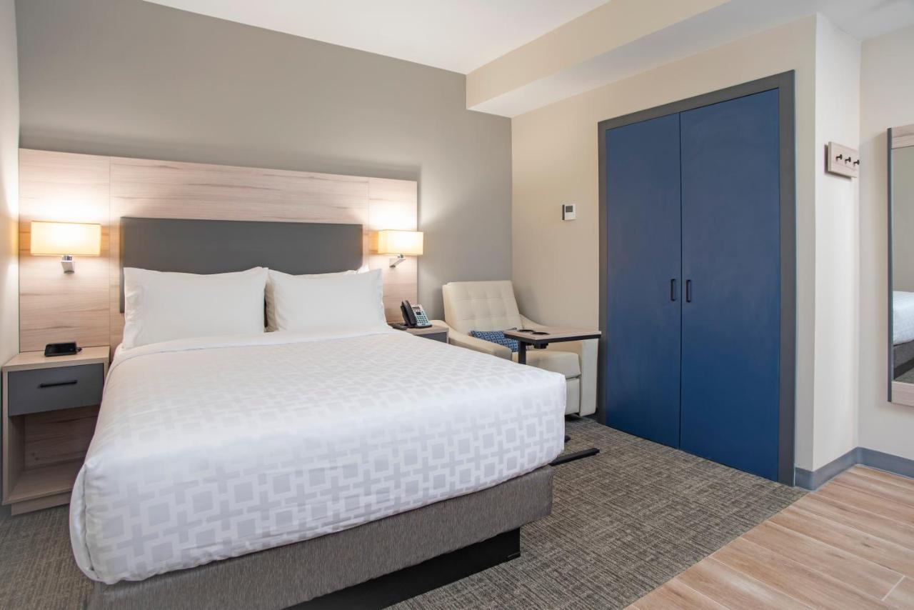 Candlewood Suites - Guadalajara Galerias, an IHG Hotel Zapopan Bagian luar foto