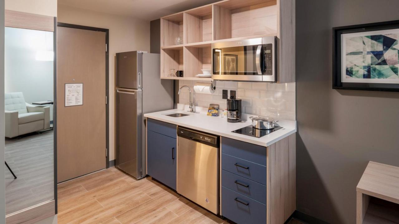 Candlewood Suites - Guadalajara Galerias, an IHG Hotel Zapopan Bagian luar foto