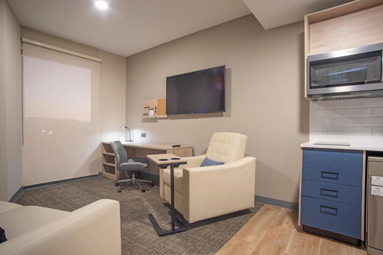 Candlewood Suites - Guadalajara Galerias, an IHG Hotel Zapopan Bagian luar foto