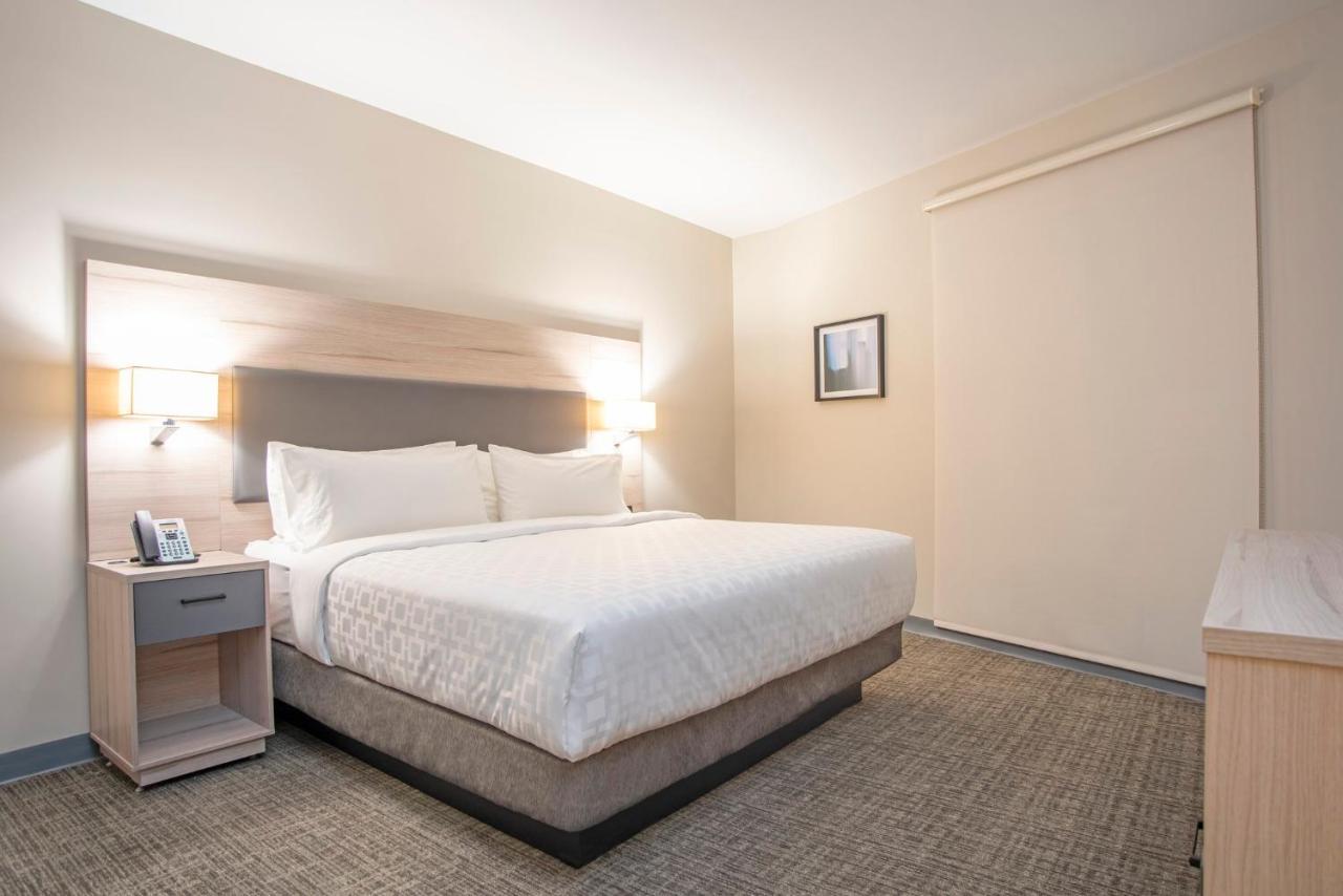 Candlewood Suites - Guadalajara Galerias, an IHG Hotel Zapopan Bagian luar foto