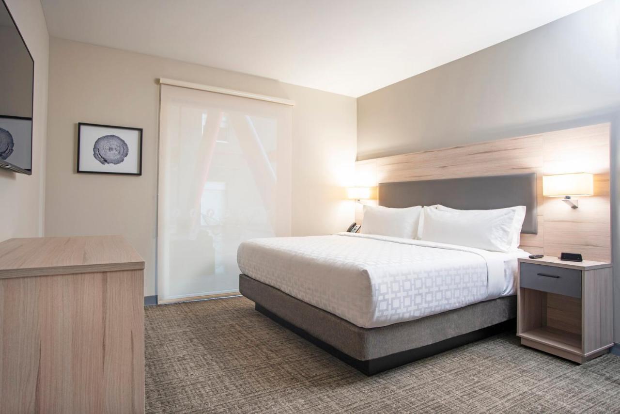 Candlewood Suites - Guadalajara Galerias, an IHG Hotel Zapopan Bagian luar foto